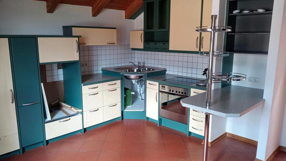 Dachgeschoßwohnung Passau Maierhof - 8 Zimmer, 150 m&sup2;, 1.650&euro; | Angebot:27624257