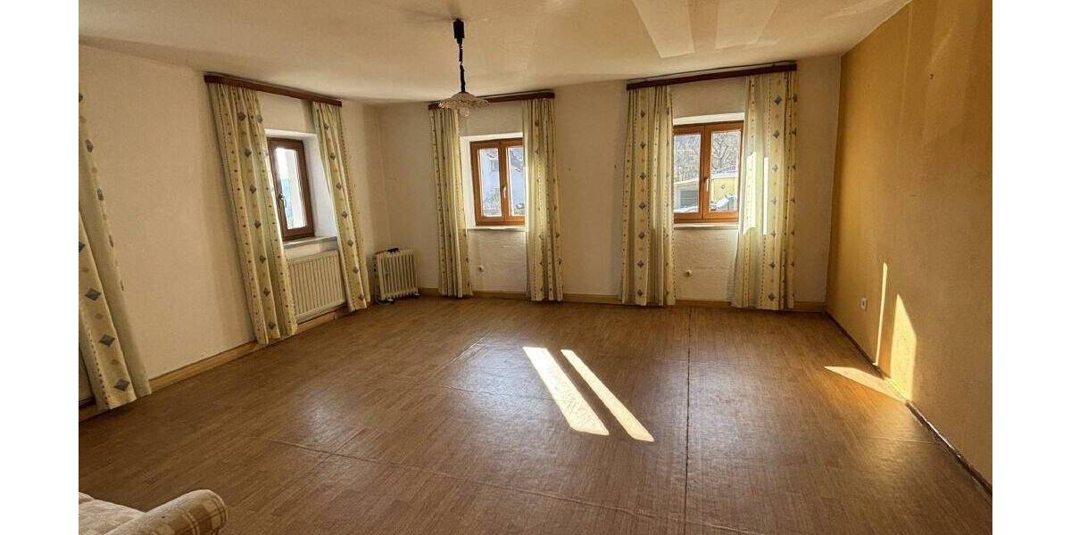Mehrfamilienhaus, Wohnhaus Ringelai Neidberg - 1 Zimmer, 160 m&sup2;, 215.000&euro; | Angebot:25699675