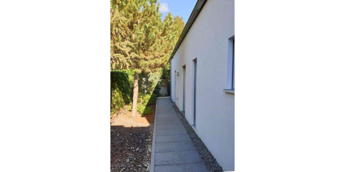 Bungalow Bad Füssing - 5 Zimmer, 220 m&sup2;, 920.000&euro; | Angebot:25779571