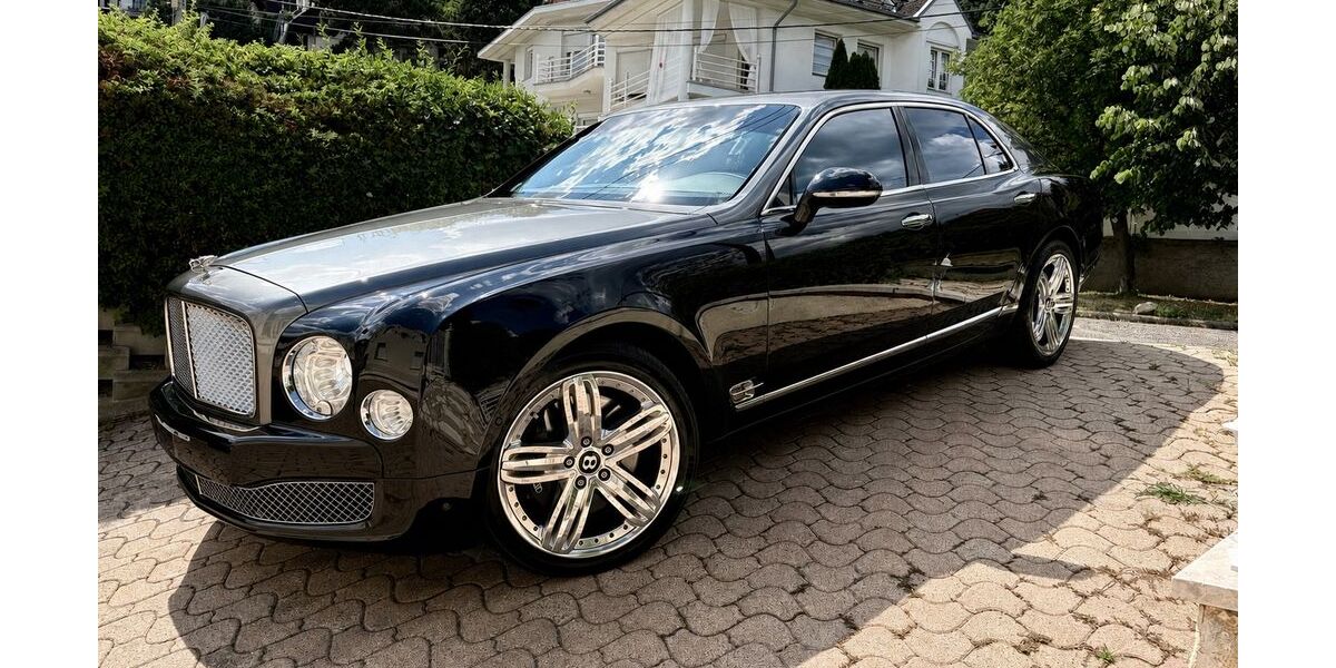 Bentley Mulsanne 59.830 km 89.950 &euro; Bad Griesbach 94086