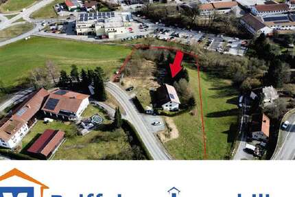 Haus Waldkirchen - 9 Zimmer, 197 m&sup2;, 690.000&euro; | Angebot:25367456