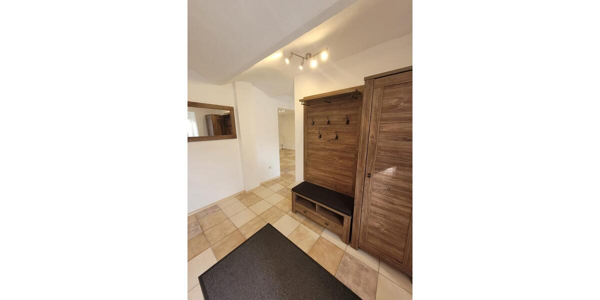 Erdgeschoßwohnung Bayerbach - 2 Zimmer, 80 m&sup2;, 730&euro; | Angebot:25639226