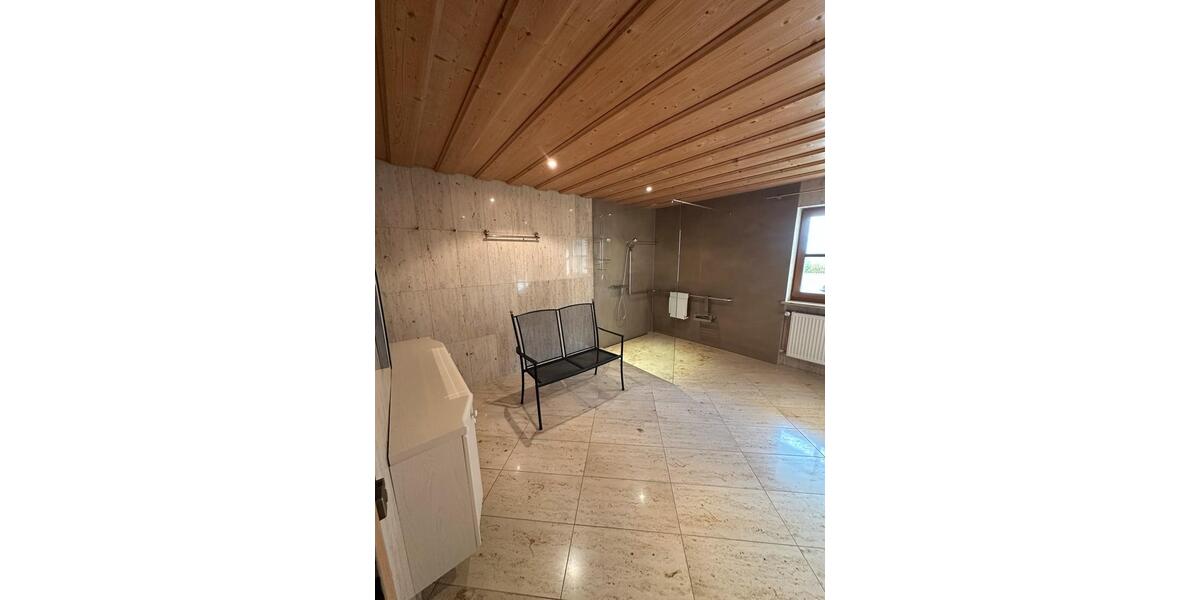 Erdgeschoßwohnung Eging am See - 3 Zimmer, 130 m&sup2;, 1.235&euro; | Angebot:25905405