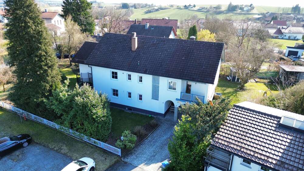 Einfamilienhaus Neukirchen vorm Wald - 9 Zimmer, 289 m&sup2;, 469.000&euro; | Angebot:25865403