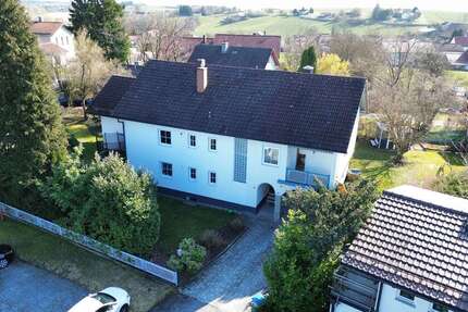 Haus Neukirchen vorm Wald - 9 Zimmer, 289 m&sup2;, 469.000&euro; | Angebot:25865403