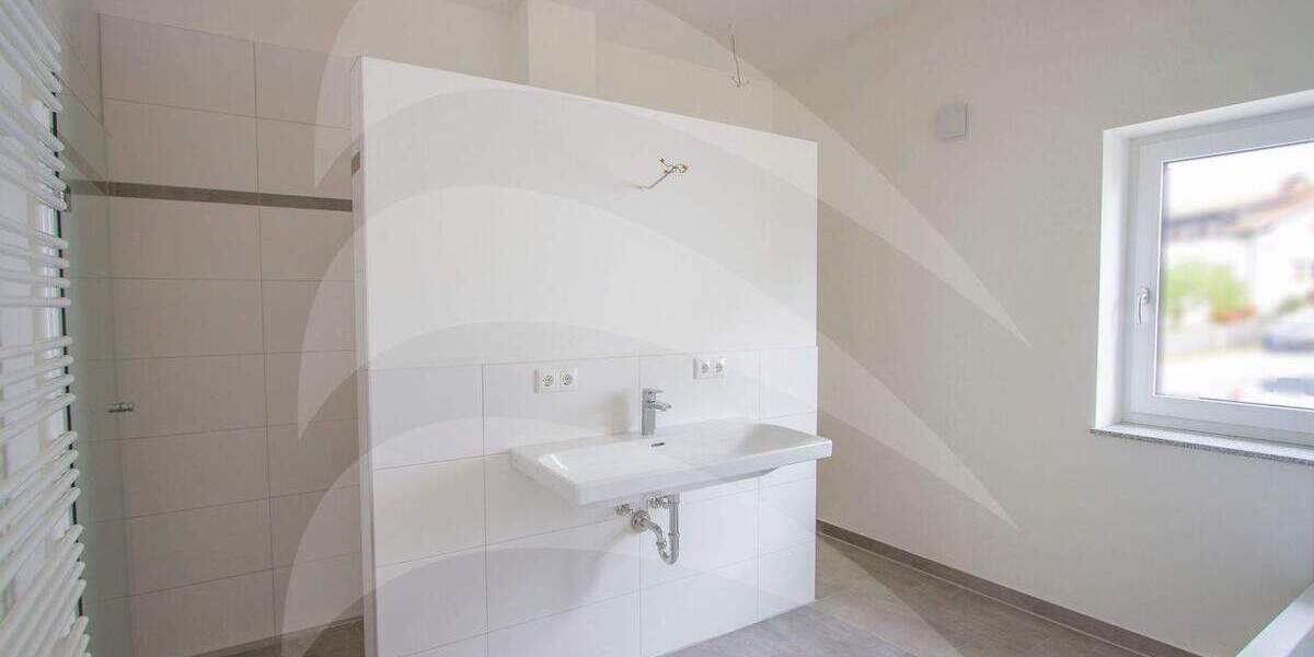 Einfamilienhaus Windorf - 7 Zimmer, 225 m&sup2;, 699.900&euro; | Angebot:25668421