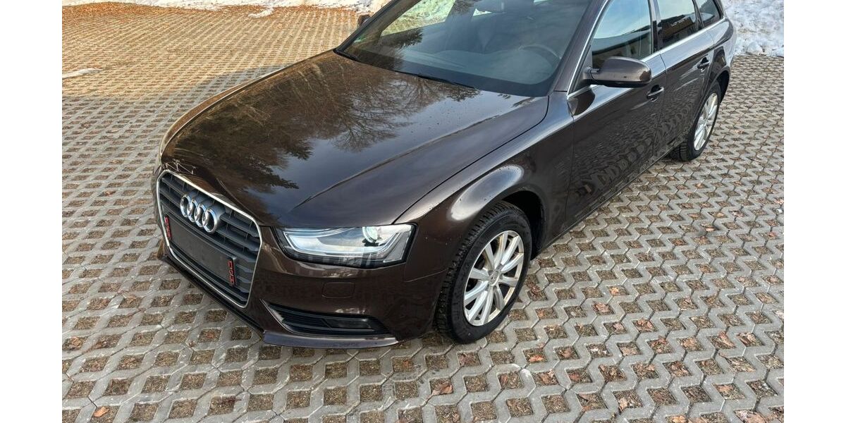 Audi A4 145.815 km 8.000 &euro; Wegscheid 94110
