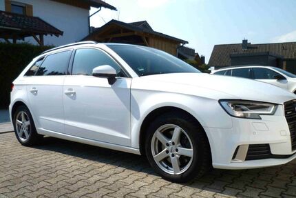 Audi A3 143.000 km 16.500 &euro; Büchlberg 94124