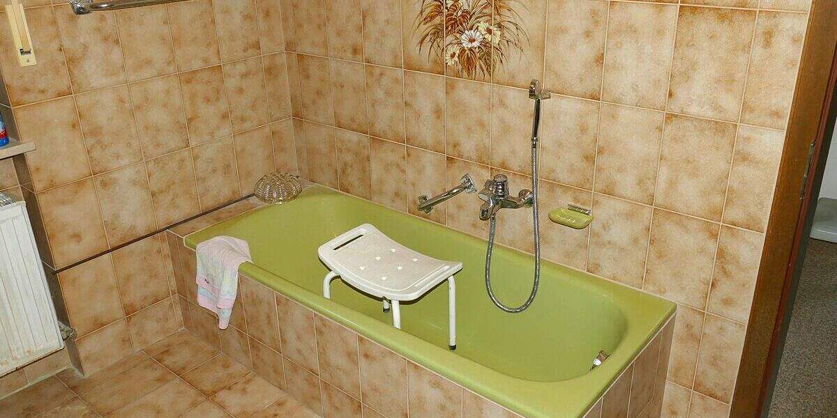 Einfamilienhaus Bad Griesbach im Rottal Griesbach - 7 Zimmer, 169 m&sup2;, 329.000&euro; | Angebot:25661360