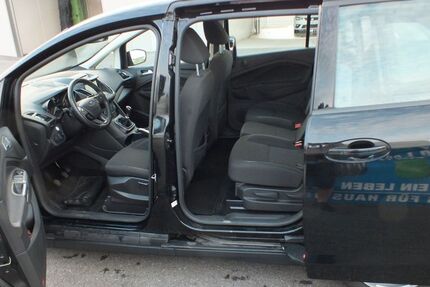 Ford Grand C-Max 131.000 km 9.800 &euro; Neuhaus am Inn 94152