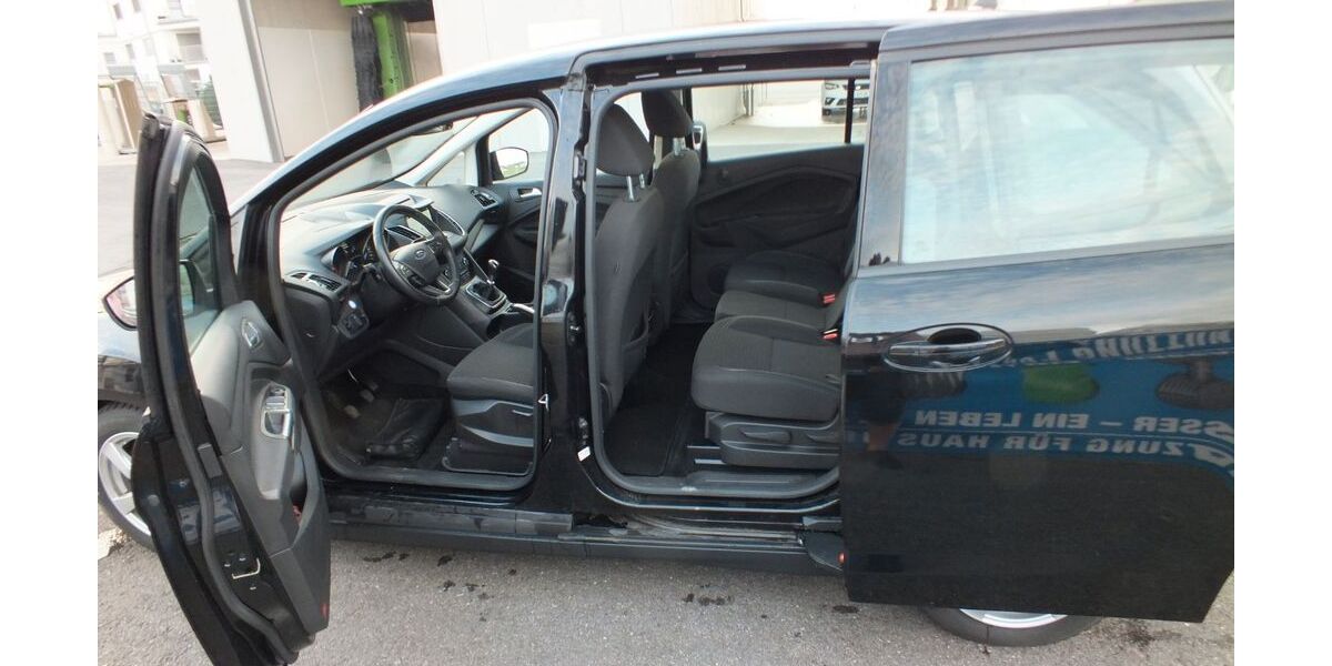 Ford Grand C-Max 131.000 km 9.800 &euro; Neuhaus am Inn 94152