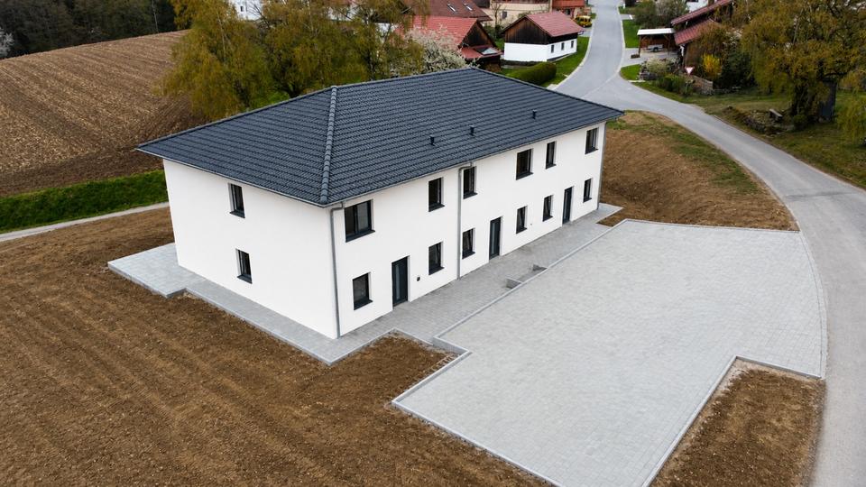 Reihenhaus Hofkirchen - 4 Zimmer, 124 m&sup2;, 1.350&euro; | Angebot:26614456