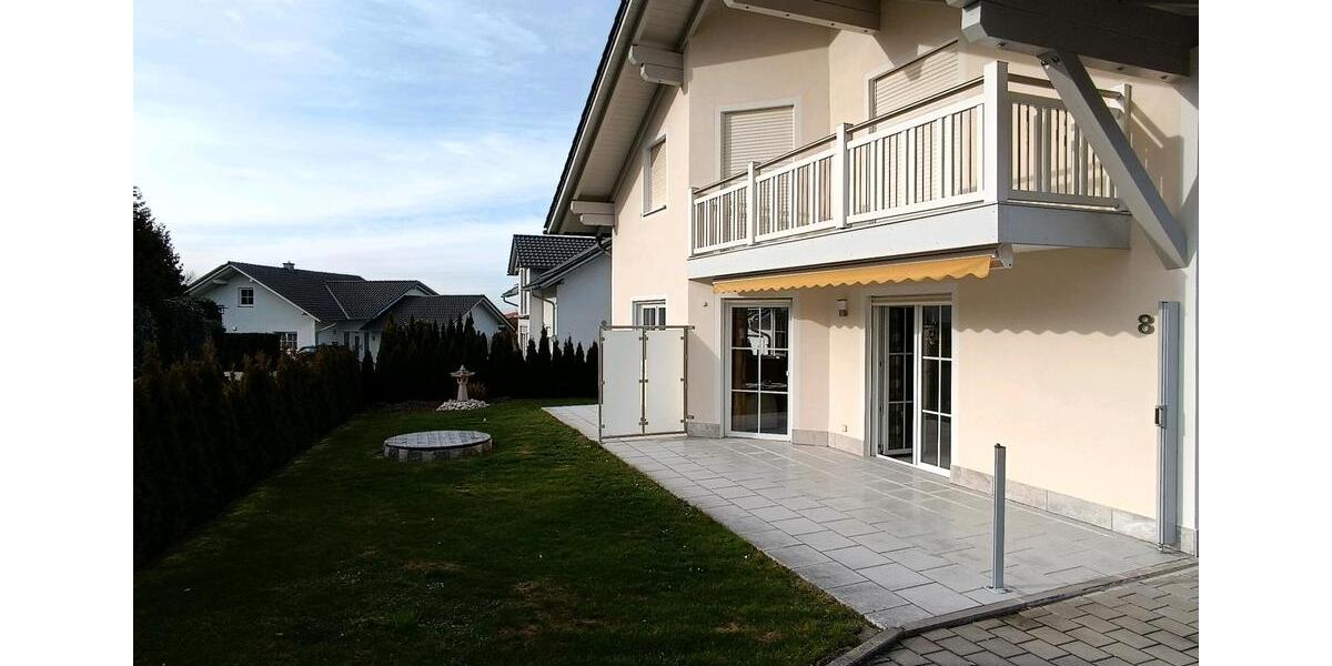Einfamilienhaus Neukirchen vorm Wald - 3 Zimmer, 100 m&sup2;, 980&euro; | Angebot:27617097