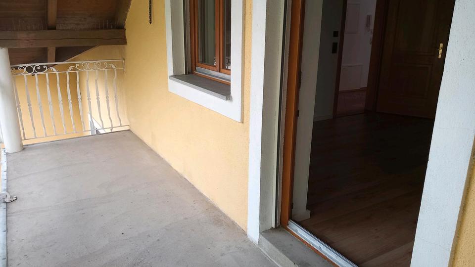Dachgeschoßwohnung Passau Maierhof - 8 Zimmer, 150 m&sup2;, 1.650&euro; | Angebot:27624257