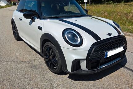 Mini Cooper 25.148 km 24.299 &euro; Passau 94036