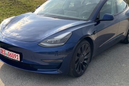 Tesla Model 3 73.000 km 27.500 &euro; Außernzell 94532
