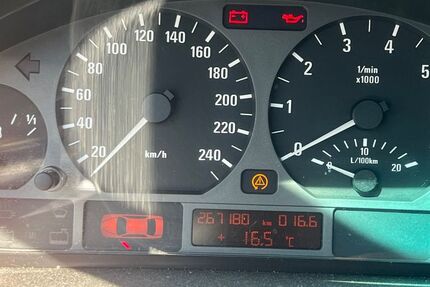 BMW 320 267.180 km 2.300 &euro; Passau 94032