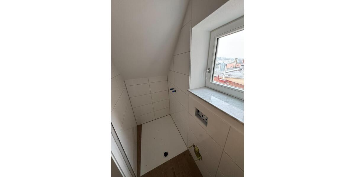 Dachgeschoßwohnung Passau Maierhof - 4 Zimmer, 96 m&sup2;, 1.050&euro; | Angebot:25868400