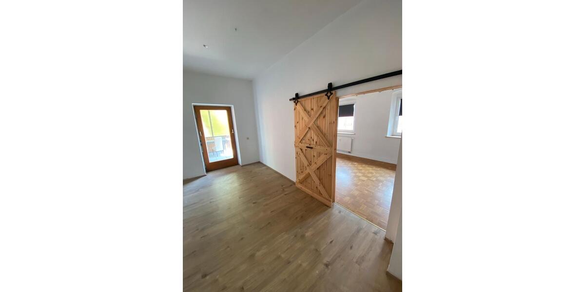 Etagenwohnung Wegscheid - 3 Zimmer, 120 m&sup2;, 1.100&euro; | Angebot:26674762