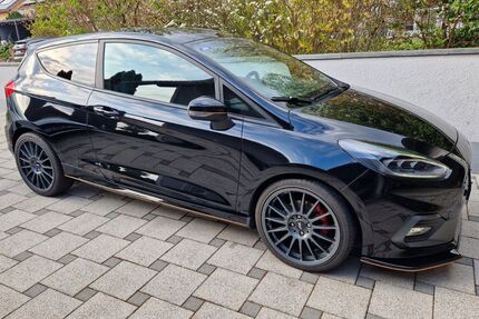 Ford Fiesta 128.000 km 11.900 &euro; Neukirchen vorm Wald 94154