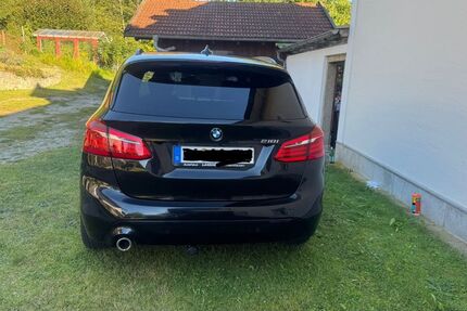 BMW 218 Active Tourer 124.000 km 18.199 &euro; Tittling 94104