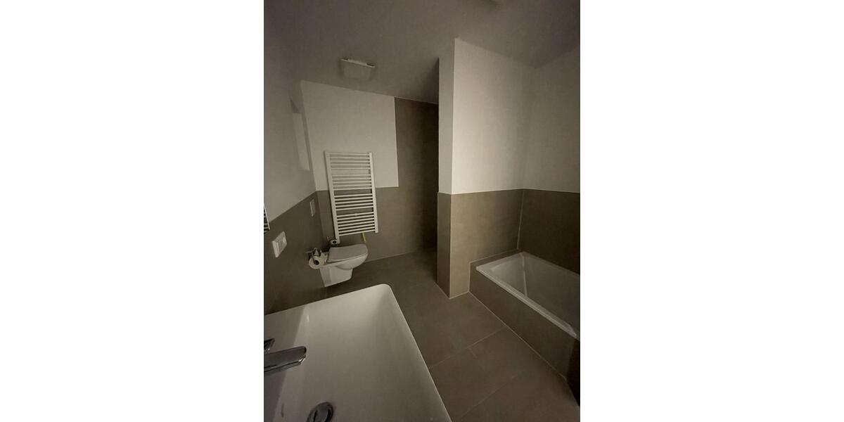 Etagenwohnung Pocking - 3 Zimmer, 102 m&sup2;, 1.090&euro; | Angebot:25445746