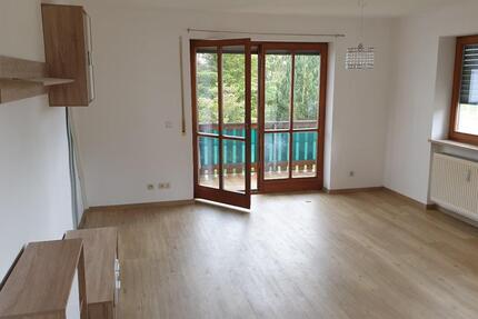 Wohnung Aldersbach - 3 Zimmer, 80 m&sup2;, 610&euro; | Angebot:24379594