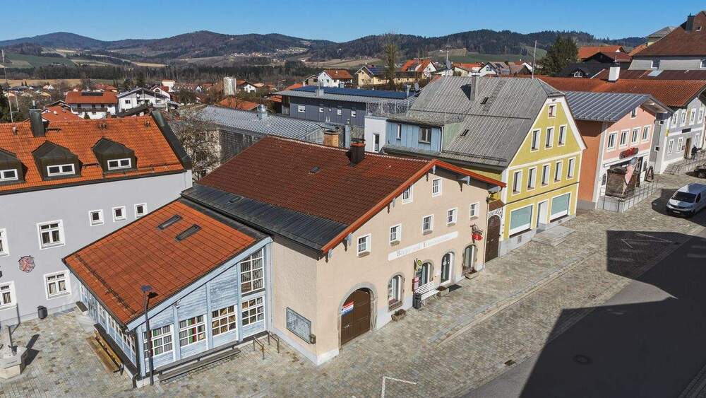 Mehrfamilienhaus, Wohnhaus Untergriesbach - 1 Zimmer, 255 m&sup2;, 325.000&euro; | Angebot:25666562
