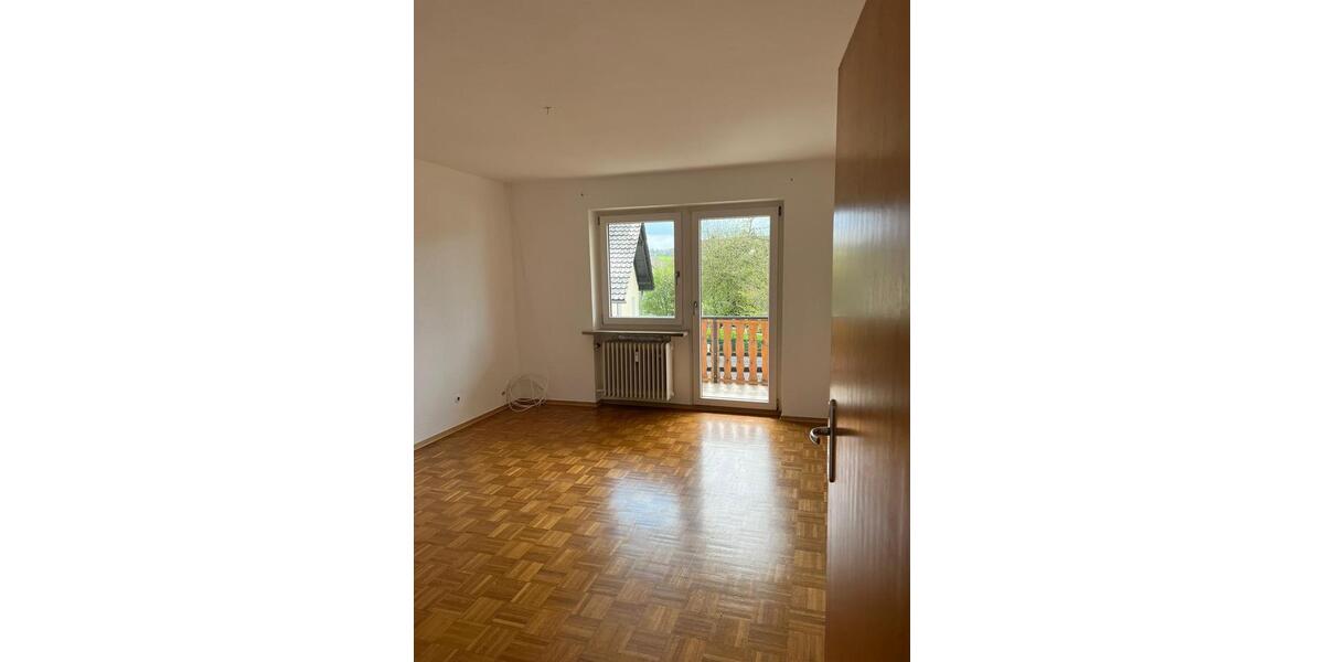 Etagenwohnung Passau Maierhof - 3 Zimmer, 85 m&sup2;, 900&euro; | Angebot:25598912