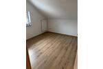 Dachgeschoßwohnung Schöllnach - 3 Zimmer, 78 m&sup2;, 650&euro; | Angebot:25971858