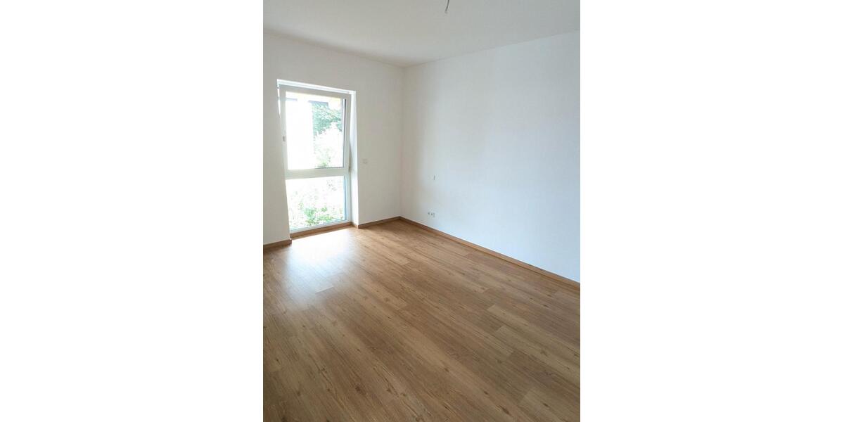 Etagenwohnung Vilshofen an der Donau - 2 Zimmer, 80 m&sup2;, 990&euro; | Angebot:27547517