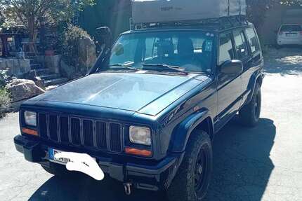 Jeep Cherokee 308.452 km 5.000 &euro; Hofkirchen 94544