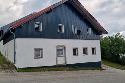 Haus Wegscheid - 11 Zimmer, 220 m&sup2;, 295.000&euro; | Angebot:26652062