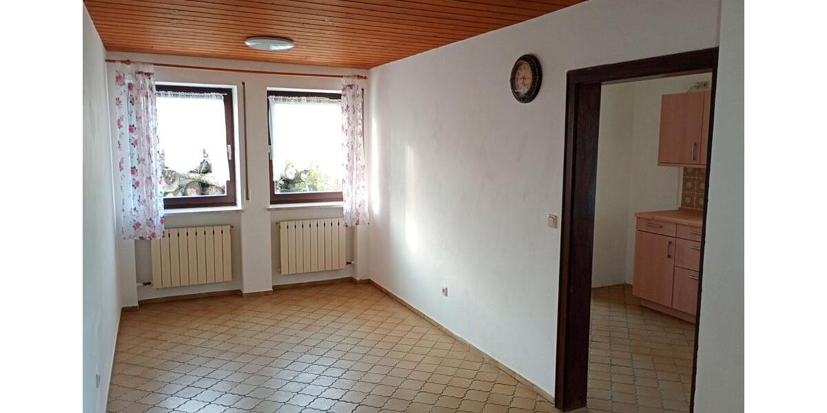 Erdgeschoßwohnung Salzweg - 5 Zimmer, 135 m&sup2;, 900&euro; | Angebot:27609833