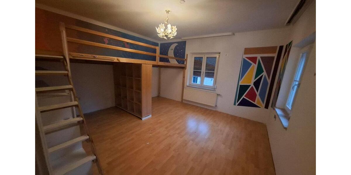 Einfamilienhaus Bad Füssing - 8 Zimmer, 230 m&sup2;, 390.000&euro; | Angebot:23384830
