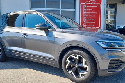 VW Touareg 29.248 km 49.999 &euro; Neuburg/Inn bei Passau 94127