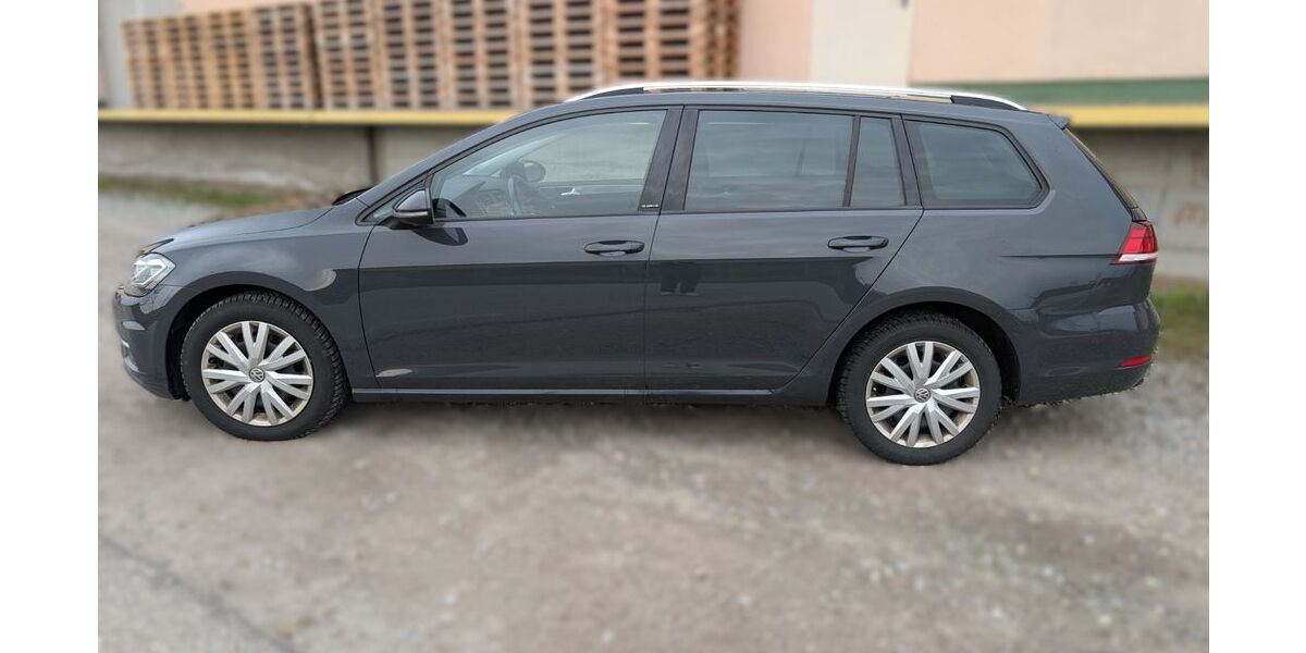 VW Golf 163.000 km 14.400 &euro; Neuhaus 94152