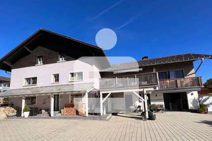 Haus Hauzenberg - 6 Zimmer, 196 m&sup2;, 435.000&euro; | Angebot:26972419
