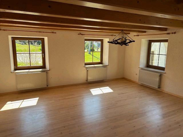 Erdgeschoßwohnung Fürsteneck - 2 Zimmer, 90 m&sup2;, 650&euro; | Angebot:25904011