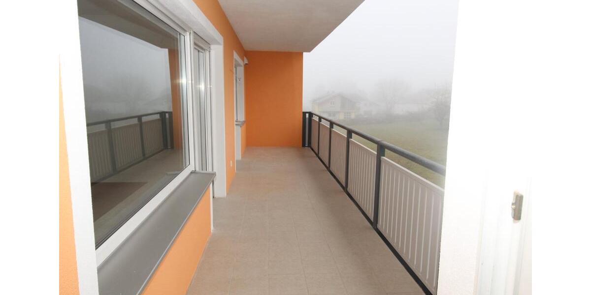 Terrassenwohnung Hutthurm - 2 Zimmer, 125 m&sup2;, 1.045&euro; | Angebot:25920581