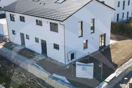 Haus Aicha vorm Wald Arbing - 4.5 Zimmer, 131 m&sup2;, 489.900&euro; | Angebot:25105695