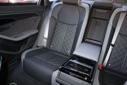 Audi A8 3.000 km 87.900 &euro; Passau 94034