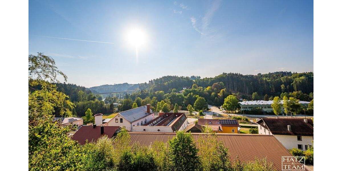 Einfamilienhaus Hutthurm Kalteneck - 8 Zimmer, 384 m&sup2;, 799.000&euro; | Angebot:25685316