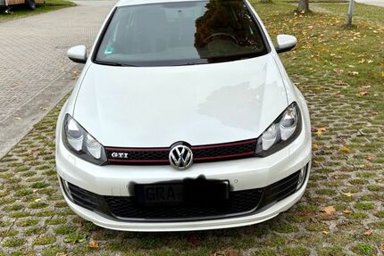VW Golf 127.200 km 10.000 &euro; Perlesreut 94157