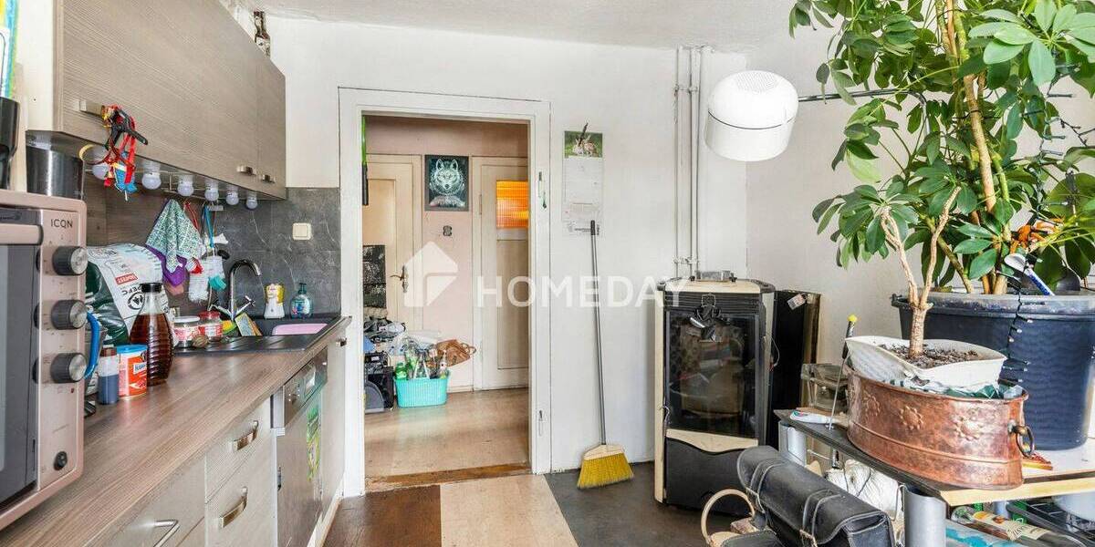 Mehrfamilienhaus, Wohnhaus Tittling - 7 Zimmer, 146 m&sup2;, 196.000&euro; | Angebot:25732765