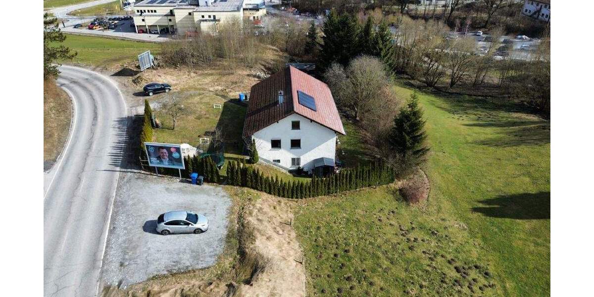 Mehrfamilienhaus, Wohnhaus Waldkirchen - 9 Zimmer, 197 m&sup2;, 690.000&euro; | Angebot:25699679