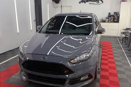 Ford Focus 125.000 km 13.000 &euro; Neuhaus am Inn 94152