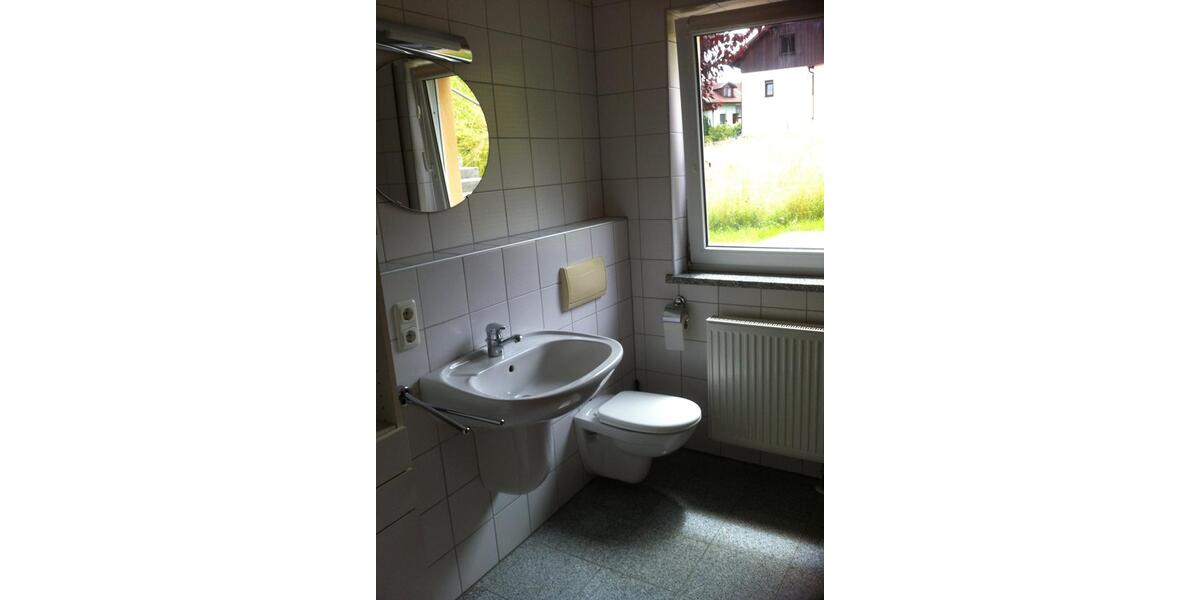 Erdgeschoßwohnung Hauzenberg - 2 Zimmer, 67 m&sup2;, 220.000&euro; | Angebot:24619288