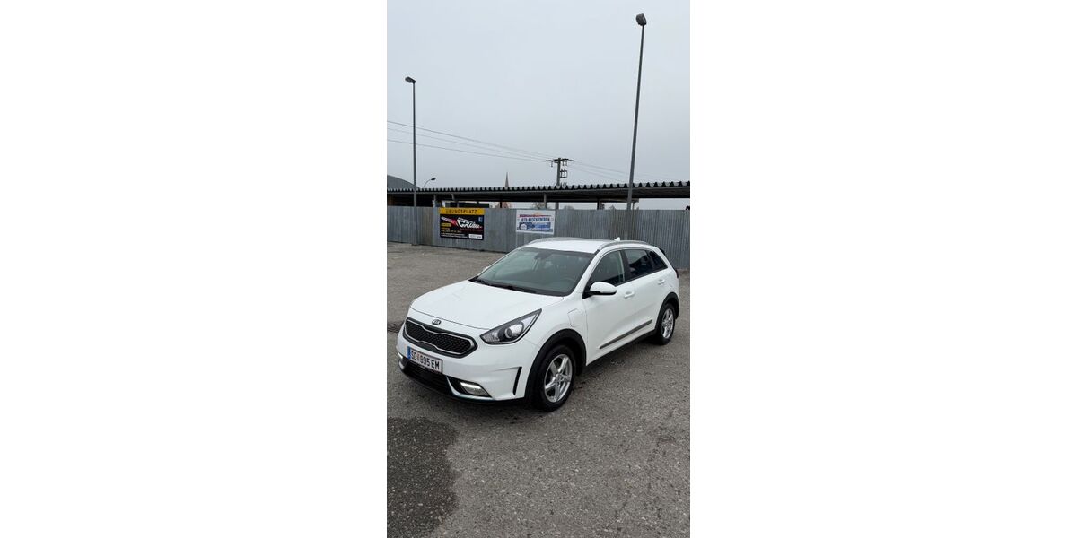 Kia Niro 85.500 km 14.200 &euro; Neuhaus am Inn 94152