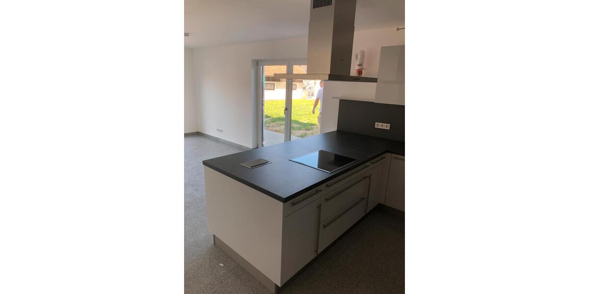 Doppelhaushälfte Tiefenbach - 4 Zimmer, 130 m&sup2;, 1.380&euro; | Angebot:26533082